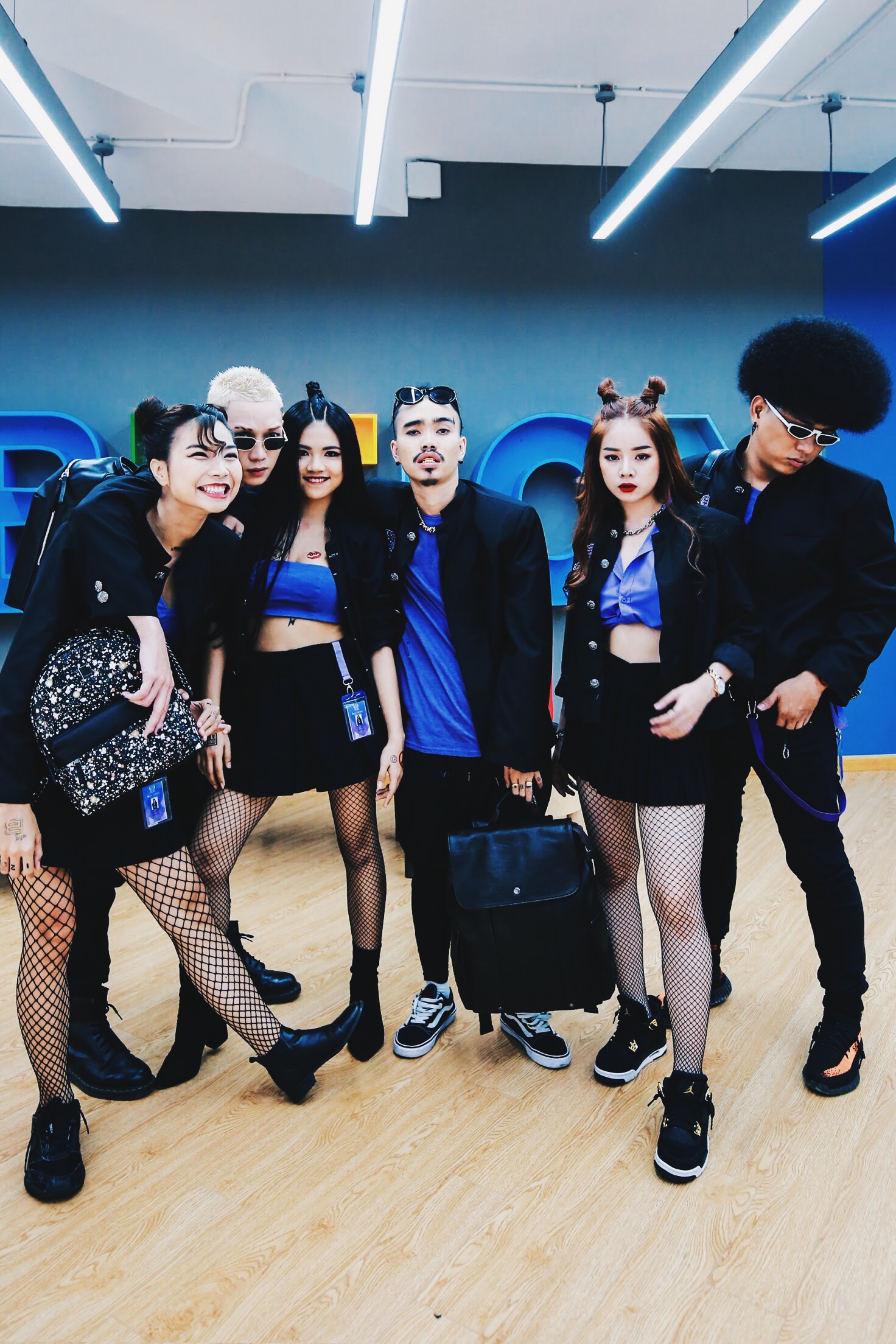 Trường Học Bá Vương hé lộ tạo hình cá tính của dàn diễn viên, hứa hẹn khuấy đảo mùa hè 2018